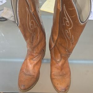Source Unknown Brown Heeled Boots